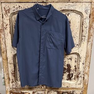 Men's Navy Blue Short Sleeve Fishing Style Shirt XL New w/o Tags